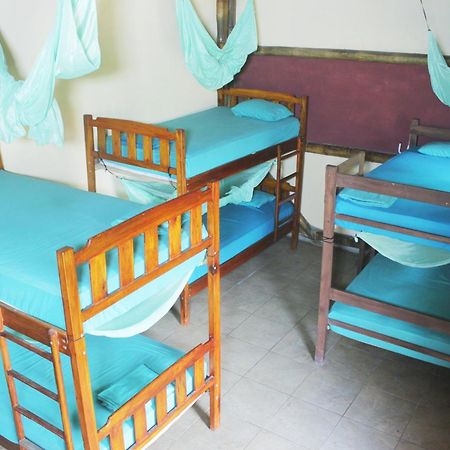 My Little House Surf&Backpacker Hostel 몬따니따 외부 사진