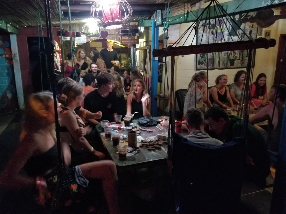 My Little House Surf&Backpacker Hostel 몬따니따 외부 사진